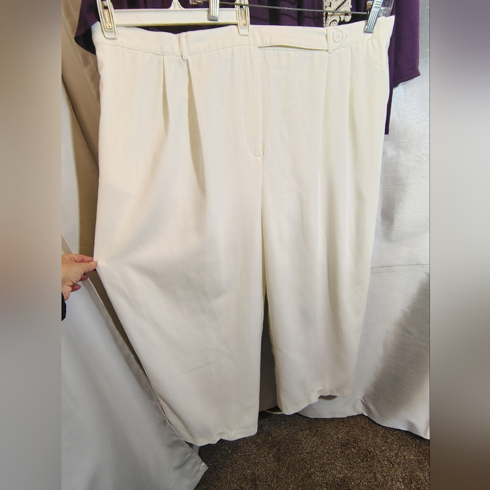 Working Classics Ankle Pants,Women Ivory,Satin Lined, ZipUp,Strght Leg,Pleats,26